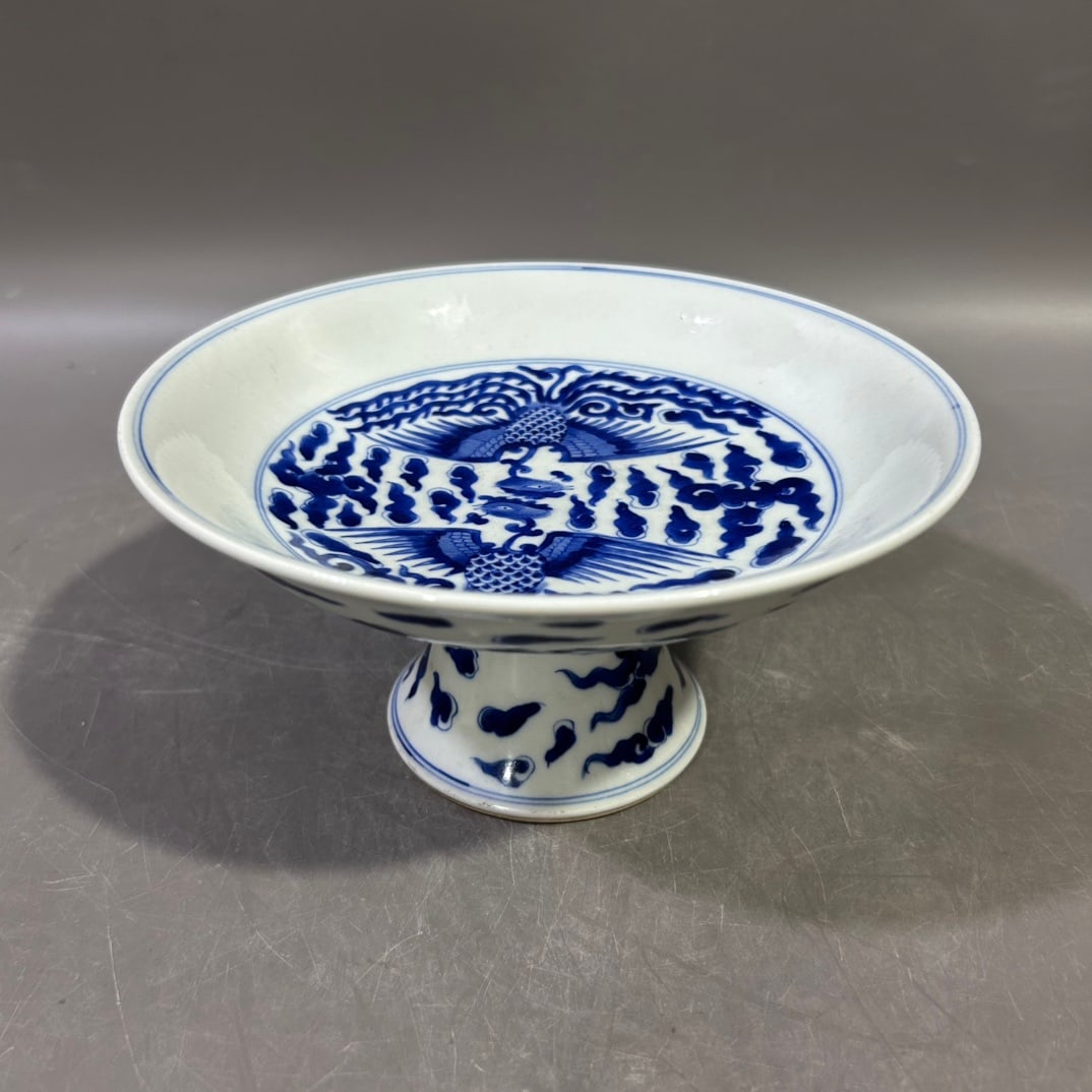 A Exquisite Blue and White Phoenix Pattern Plate: A Exquisite Blue and White Phoenix Pattern Plate,Qing Dynasty, China,Kangxi Six-character Mark,Size:7.5inx3.9in 