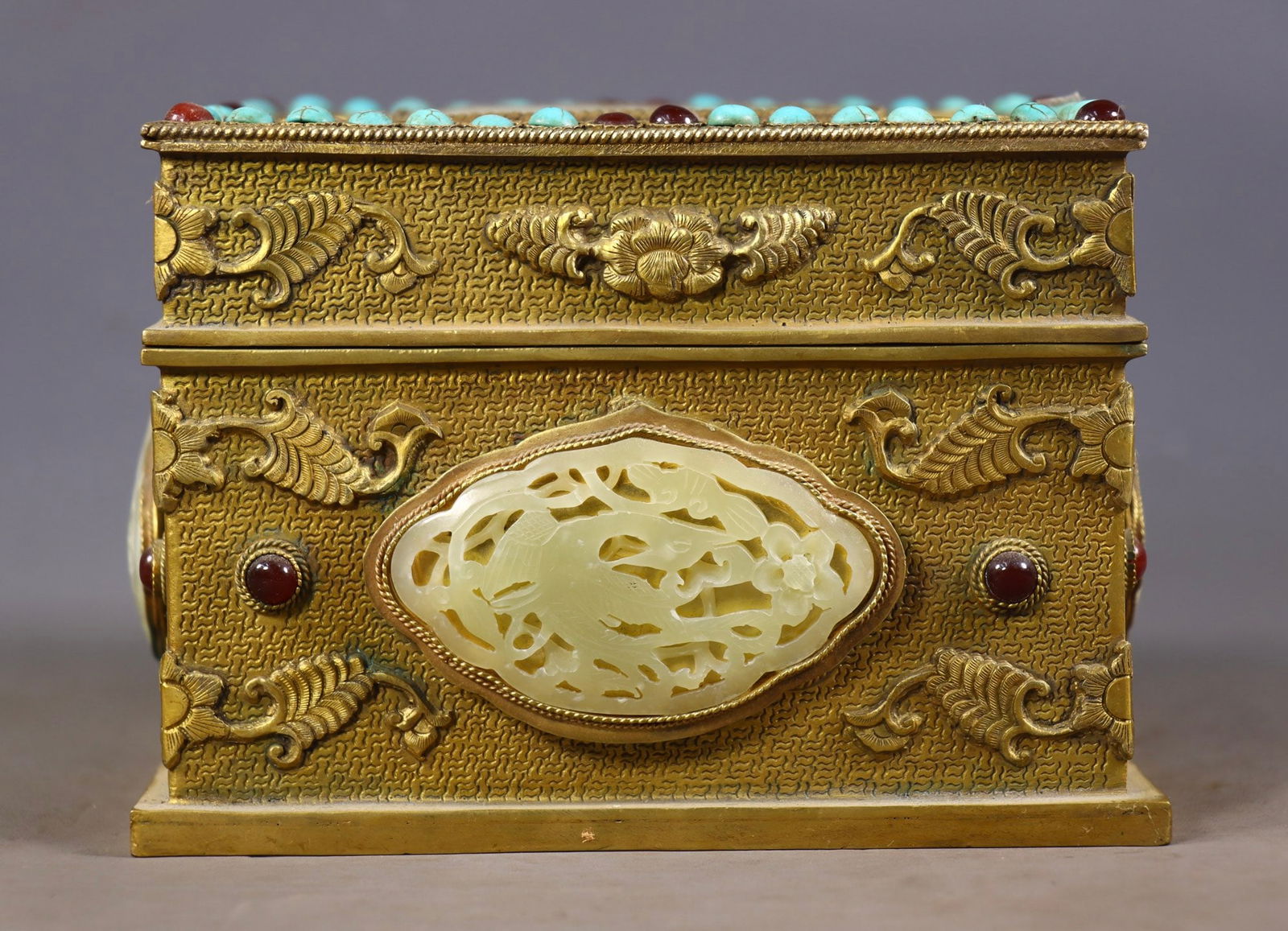 A Exquisite Gilt Bronze Carved Inlaid Hetian Jade Jewelry Box (1 of 9)