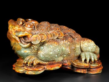 A Exquisite Hotan Jade Golden Toad Ornament