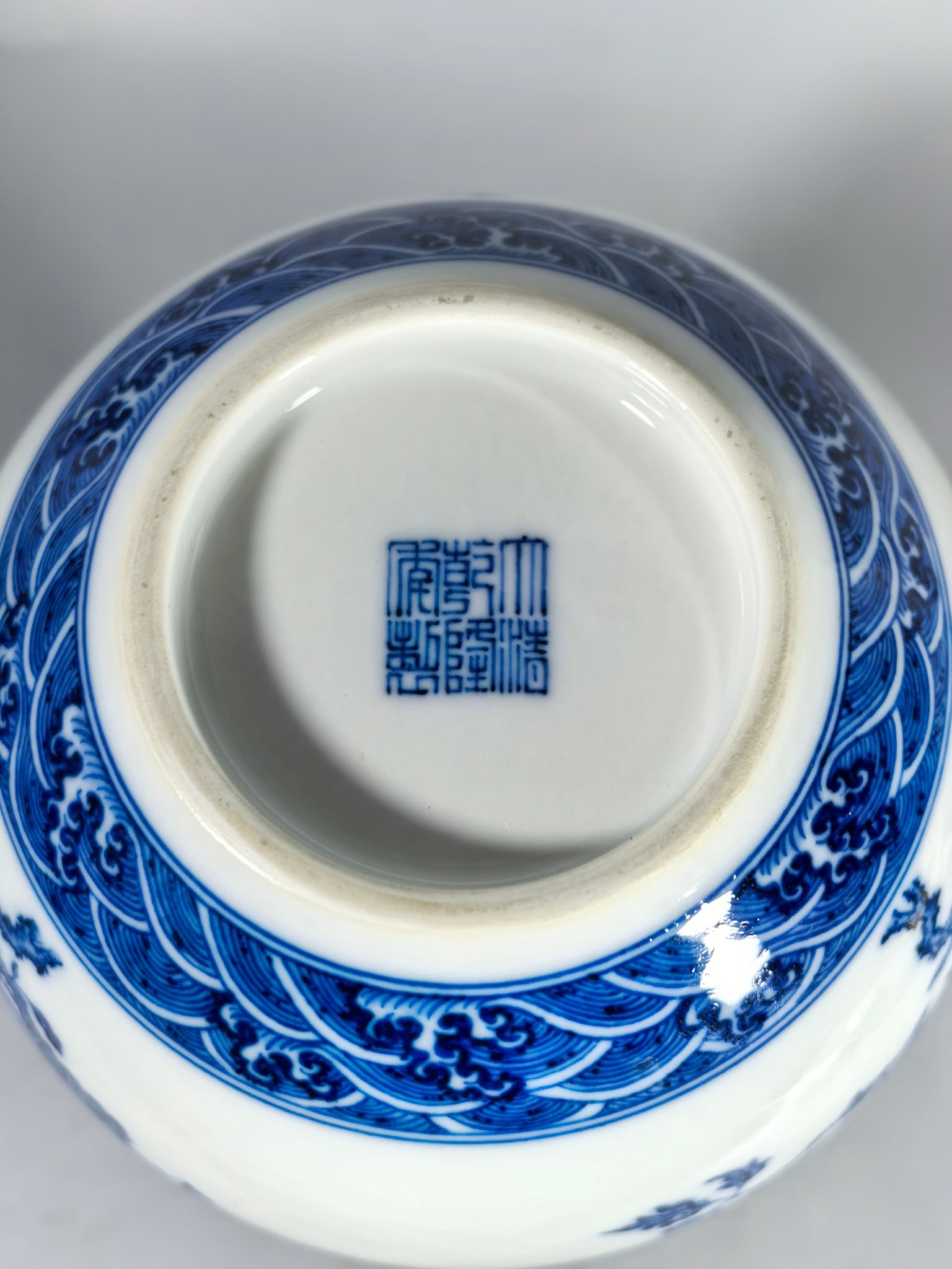 A Exquisite Blue and White Flower Pattern Vase - 8