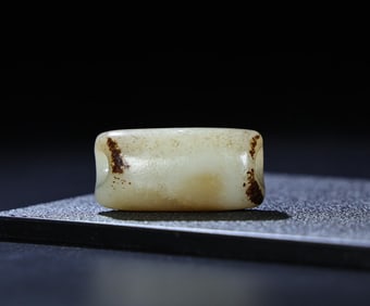 A Exquisite Hetian Jade Handheld Ornament