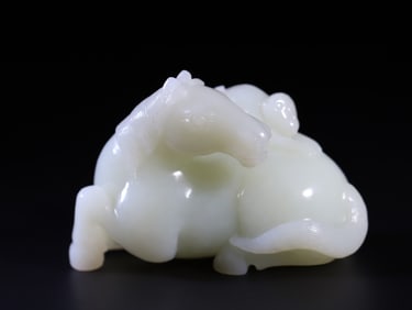 A Exquisite Hetian Jade Horse Ornament