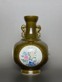 A Exquisite Tea Dust Glaze Flower and Bird Pattern Double-Ears Vase