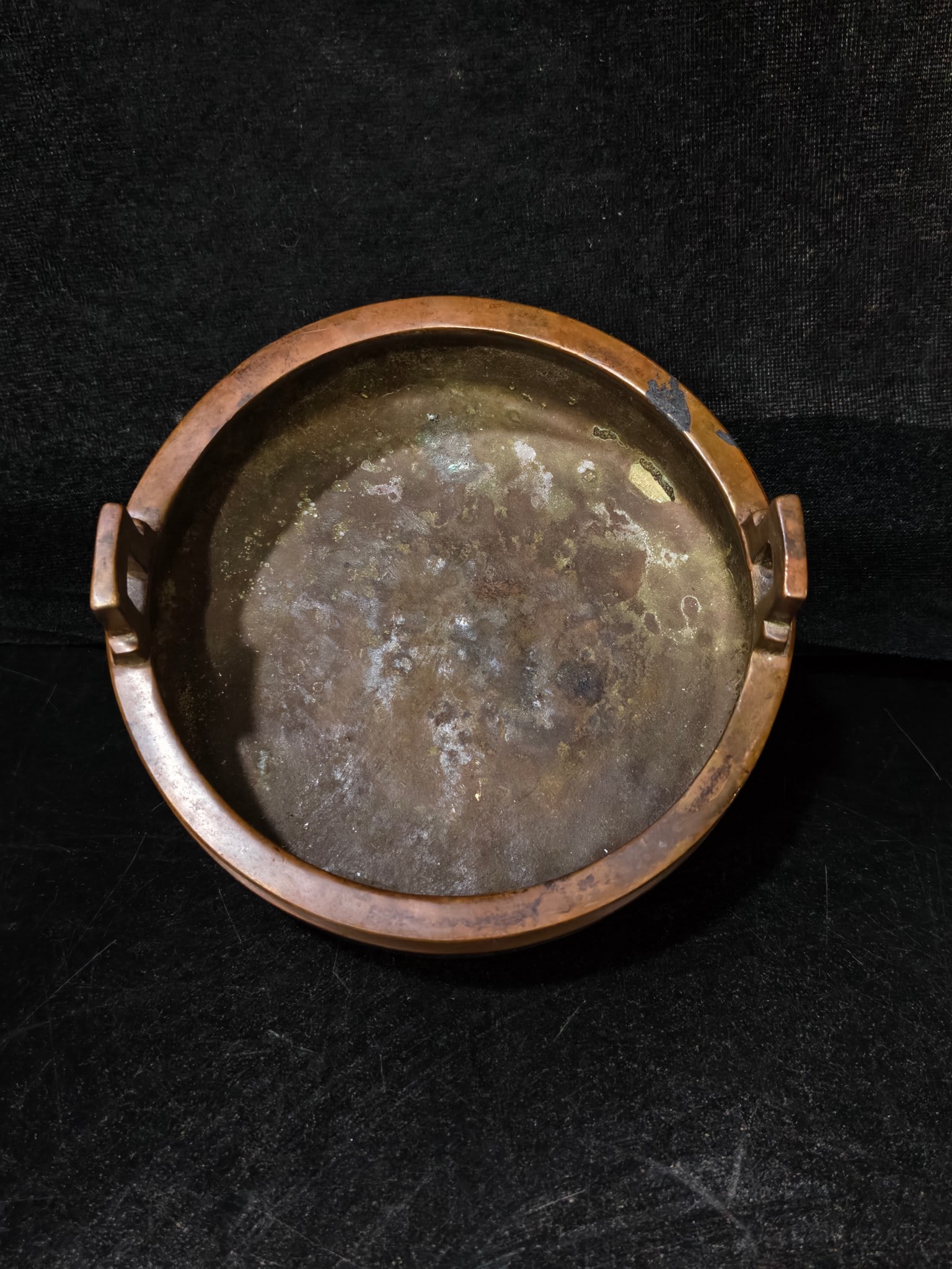 A Exquisite Bronze Tripod Censer - 4