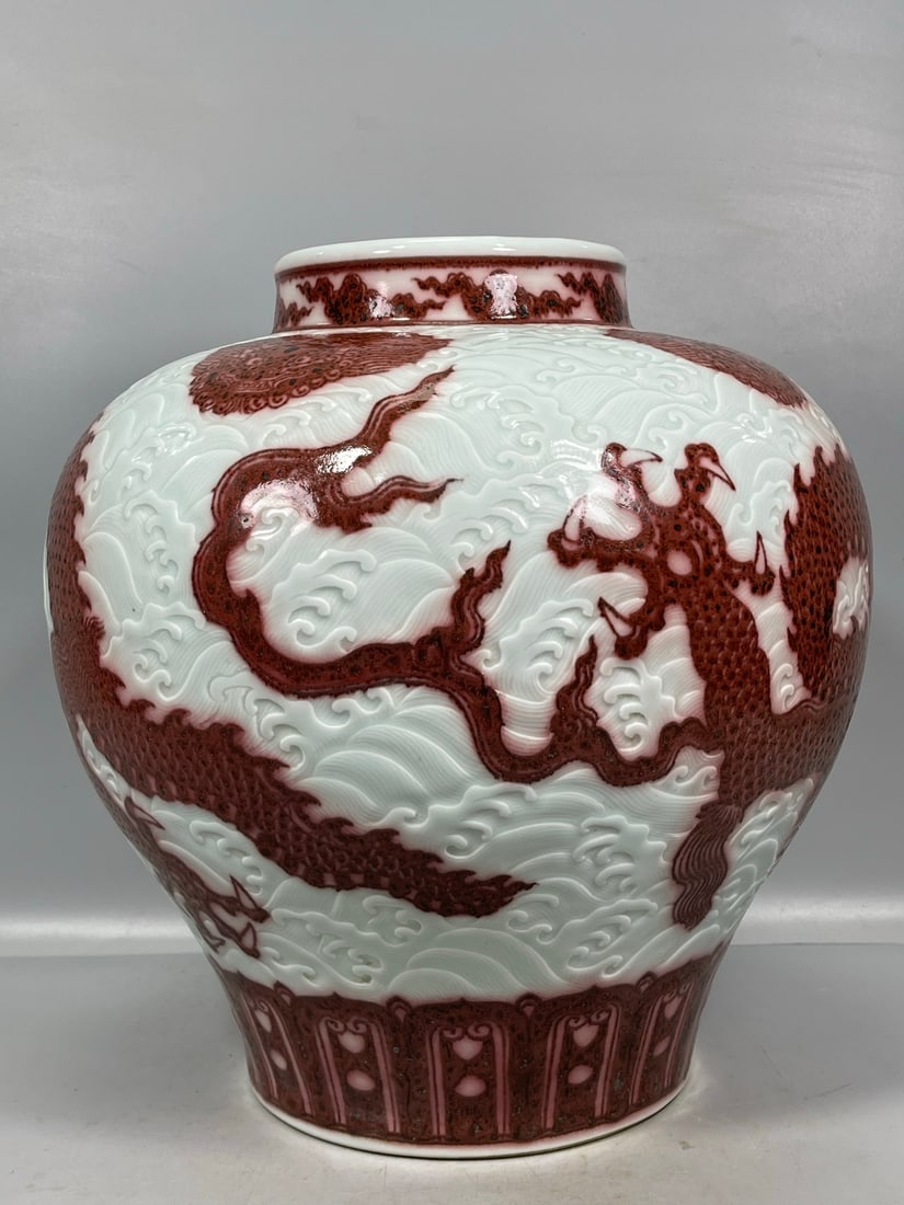 A Exquisite Blue and White Dragon Pattern Vase - 4