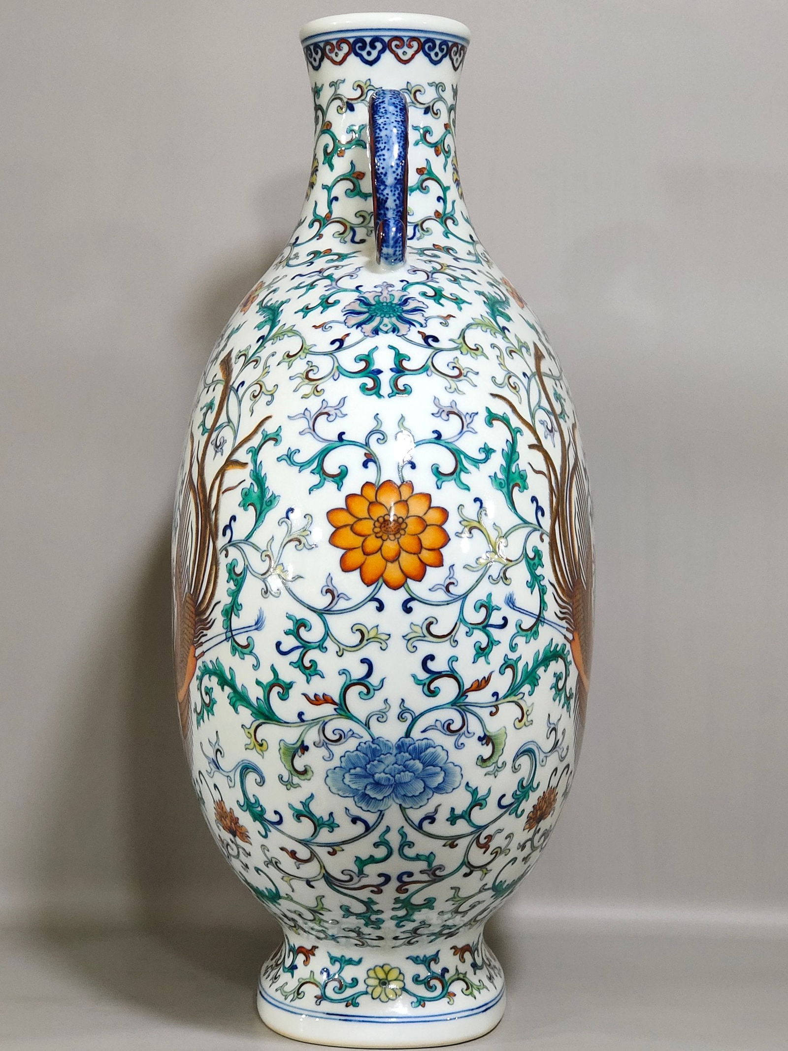 Duocai Lotus Phoenix Pattern Vase - 2