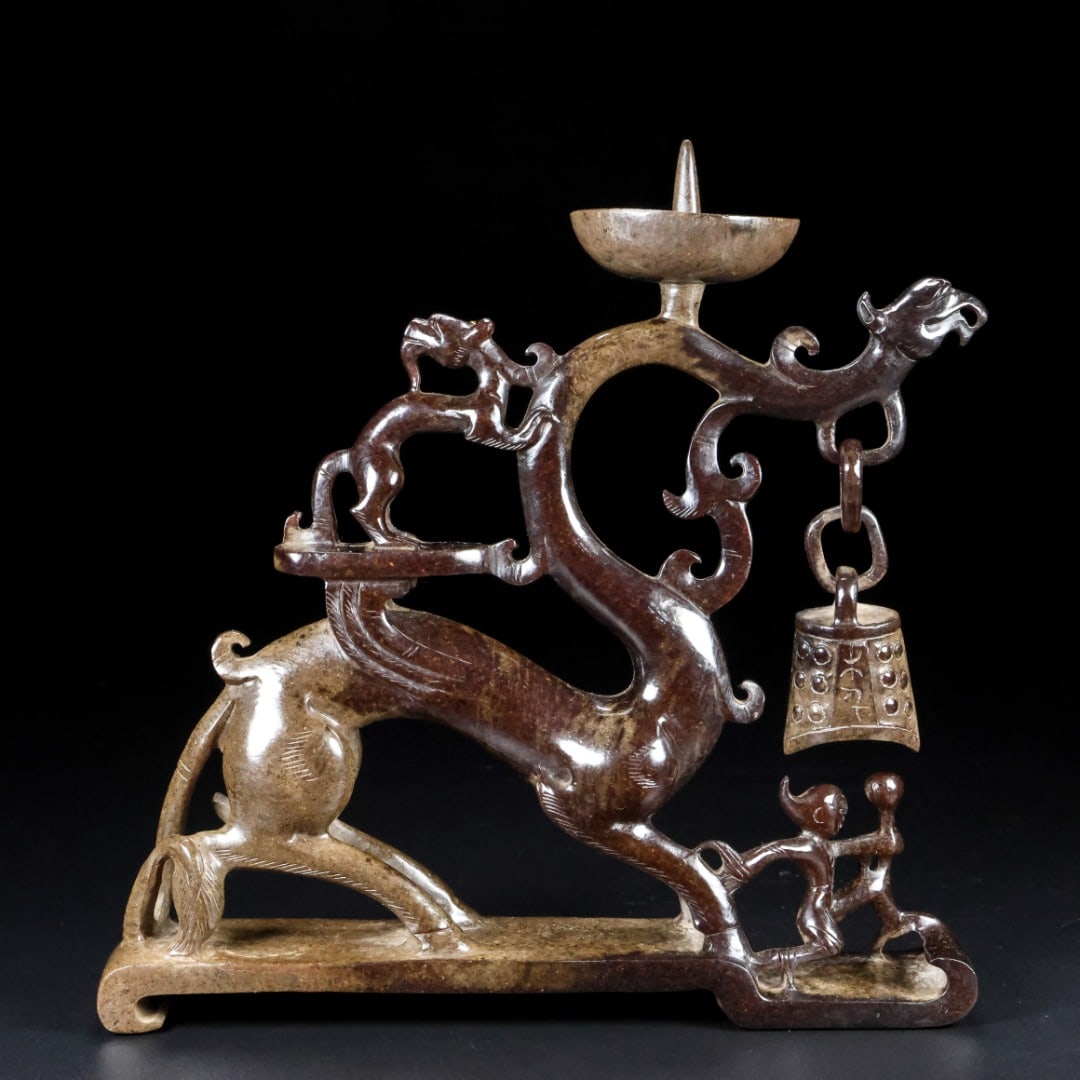 A Exquisite Hotan Jade Dragon Lamp (1 of 8)