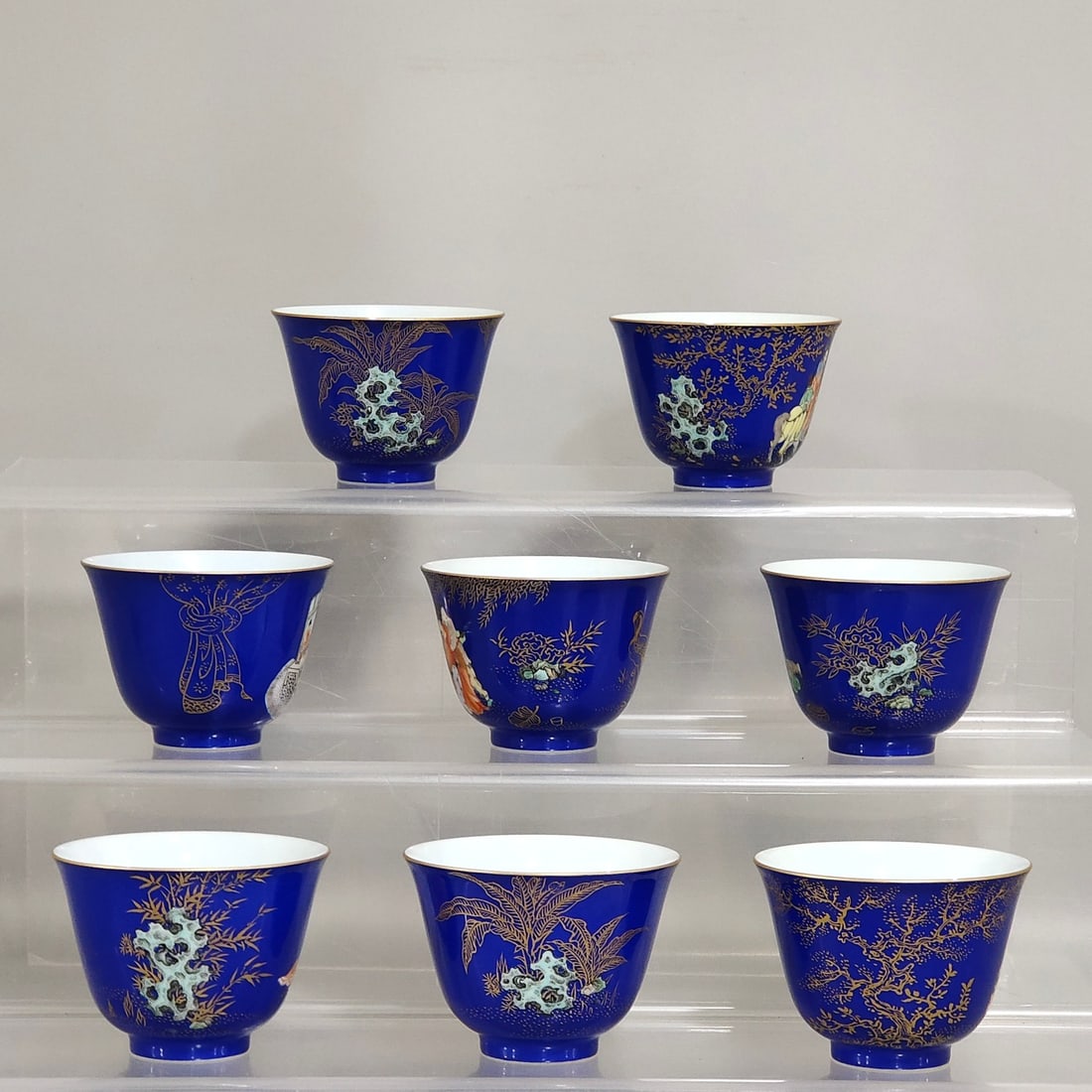 A Set of Enamel Blue Glazed Outline in gold Figures Pattern Cup: A Rare A Set of Enamel Blue Glazed Outline in gold Figures Pattern Cup,Qing Dynasty, China,Qianlong Four-character Mark,Size :1.8inx2.5in 