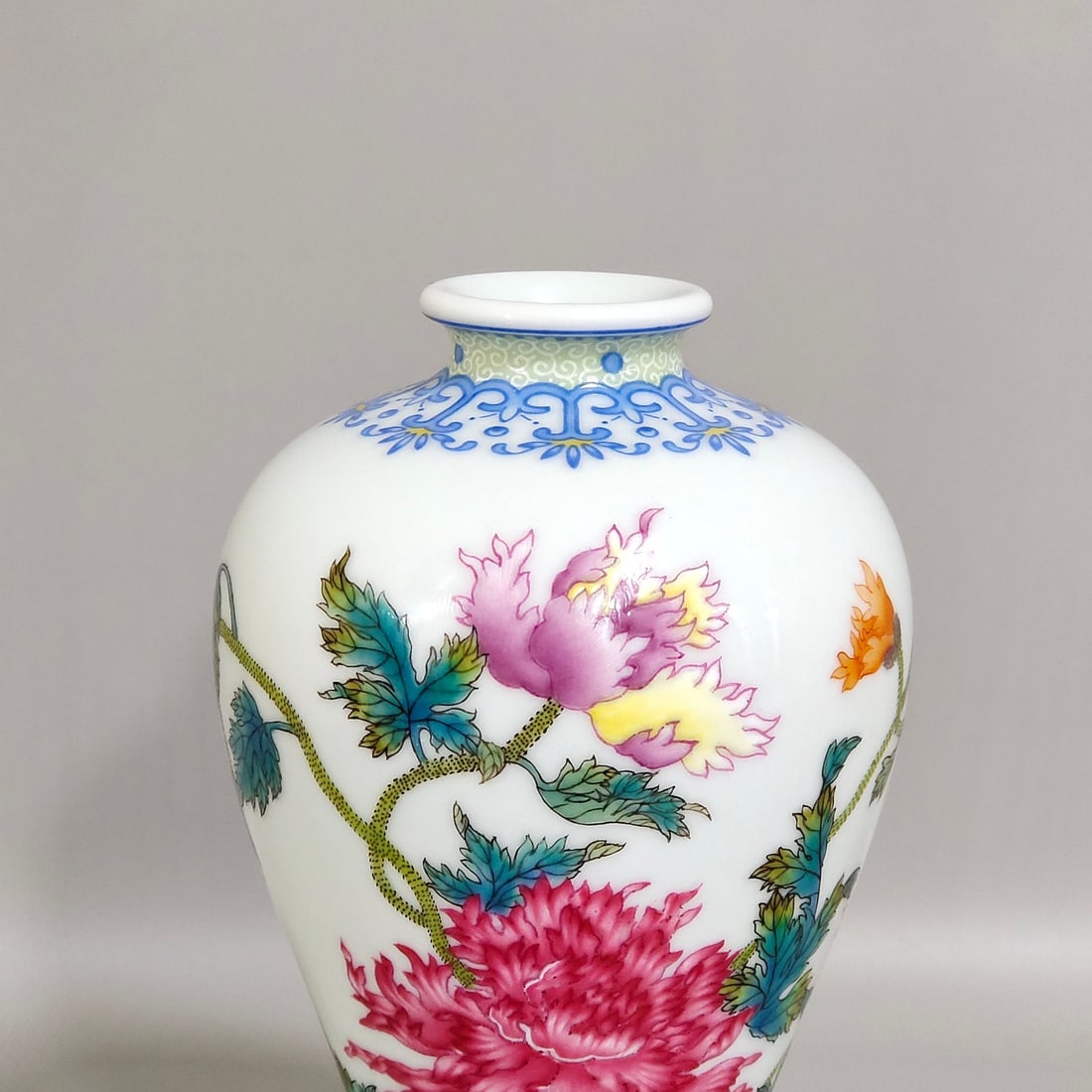 Enamel Flower Pattern Vase - 5