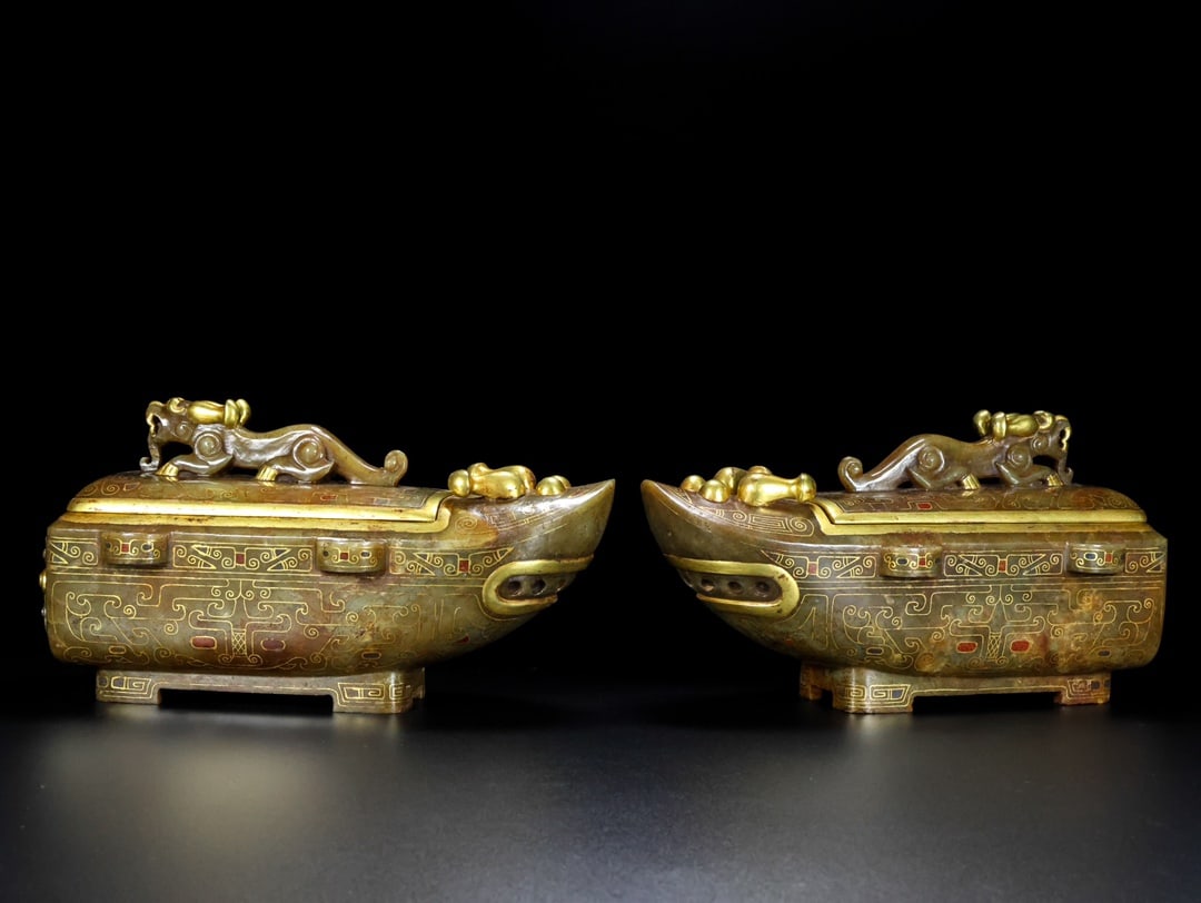 A Rare Hetian Jade Gold-Inlaid Object: A Rare Hetian Jade Gold-Inlaid Object,Han Dynasty, China,Size:8.3inx4.3inx5.1in, Weight:2576g 和田玉错金,中国汉代
