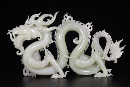 A Exquisite Hetian Jade Dragon Ornament