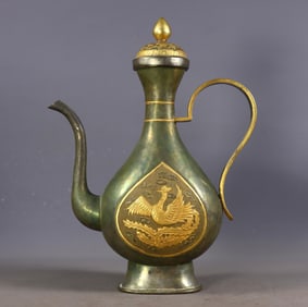 A Exquisite Gilt Bronze Carved Hold Pot