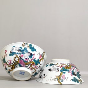 A pair of Pine and Crane Pattern Bowl,With poem
