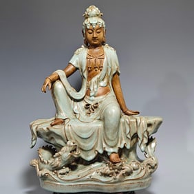 A Exquisite Ru yao Porcelain Statue of Avalokitesvara Seated on Lotus