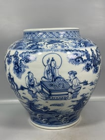 A Exquisite Blue and White Figures Pattern Vase