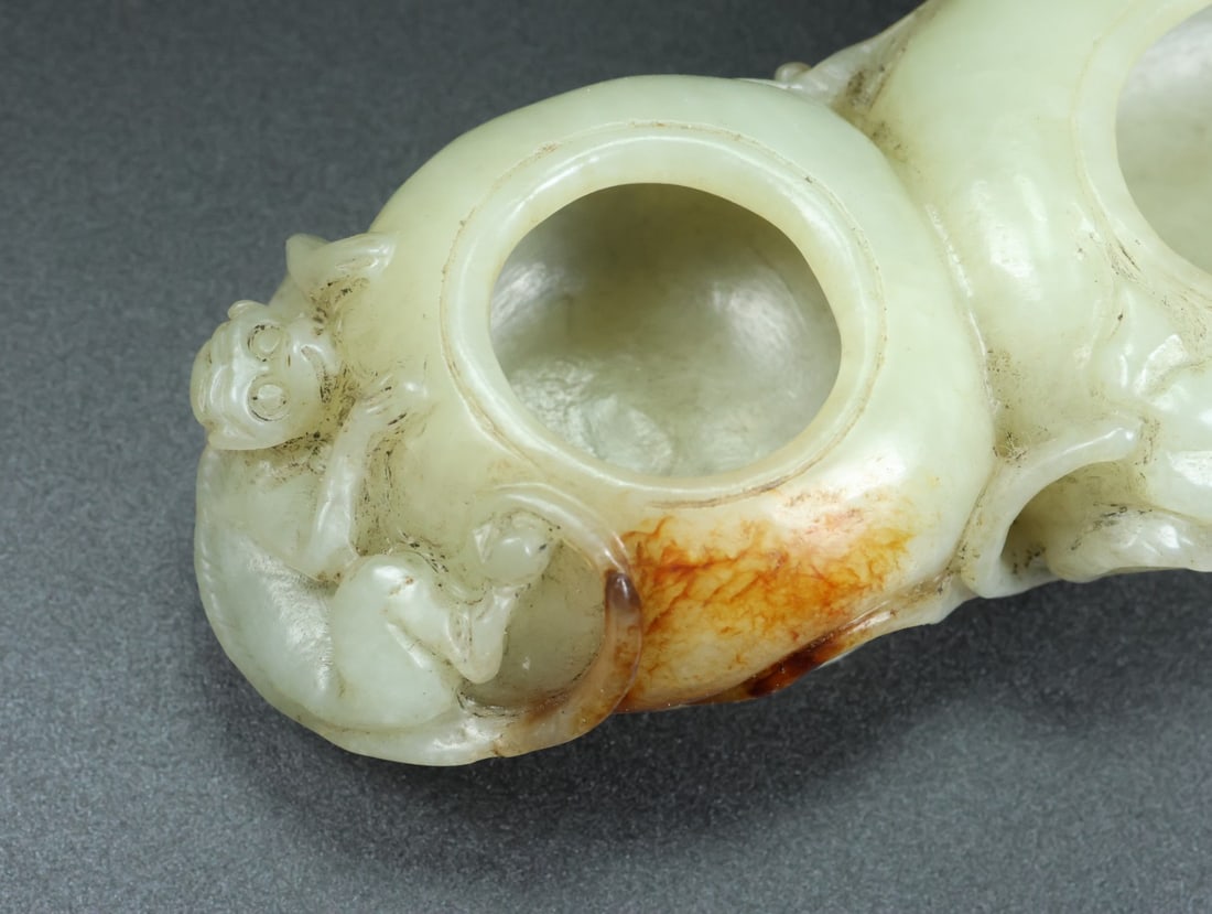 A Exquisite Hotan Jade Ganoderma Pattern Brush Washer - 6