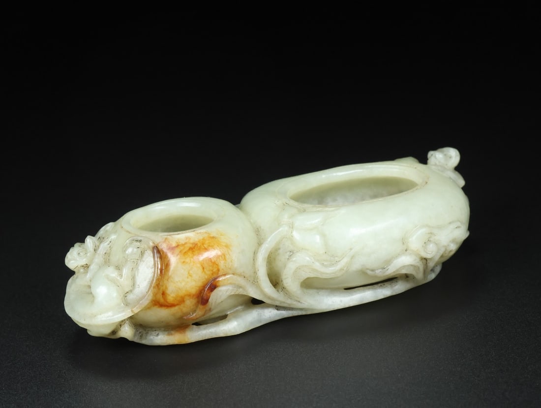 A Exquisite Hotan Jade Ganoderma Pattern Brush Washer - 8