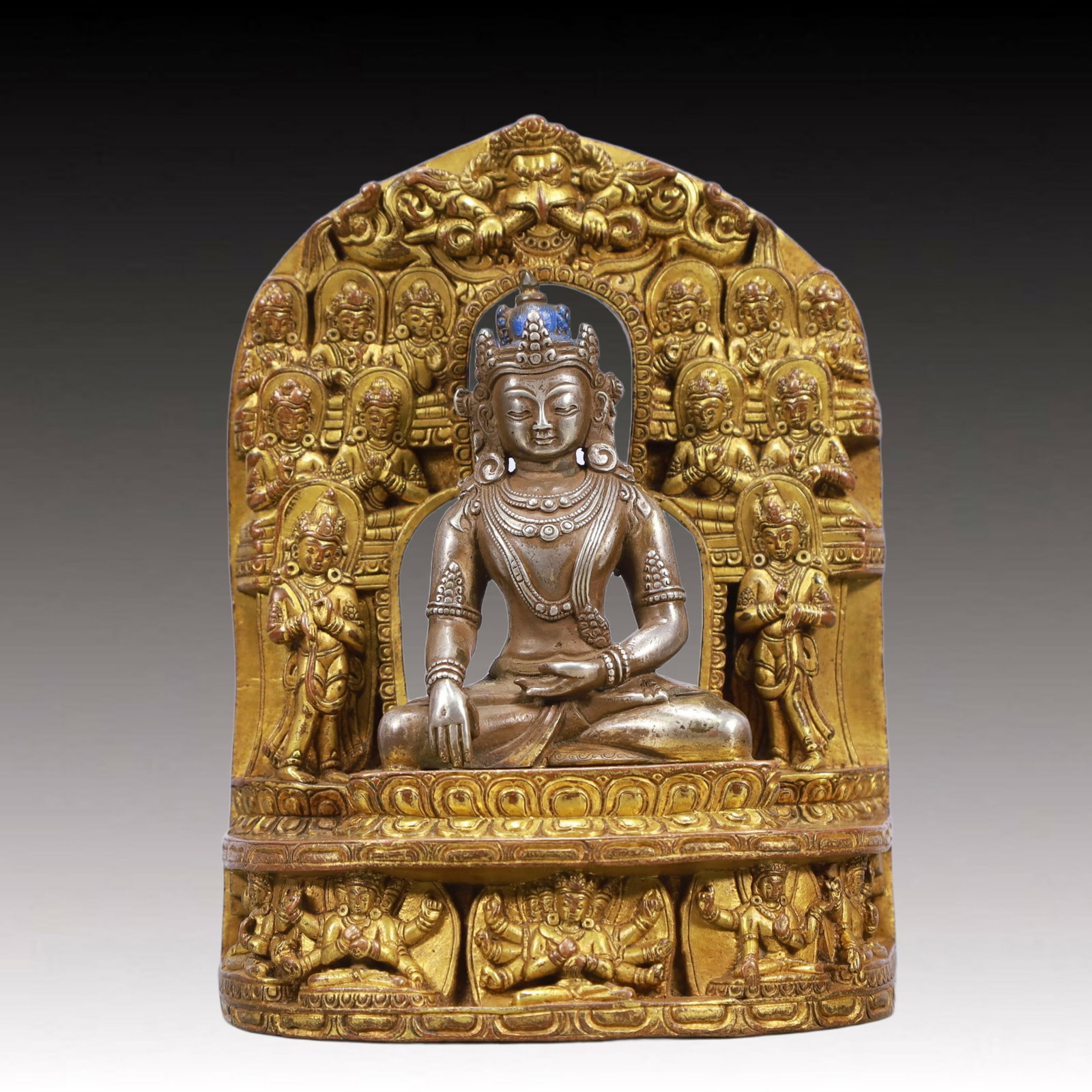 A Solemn Gilt Bronze Statue of Tara: A Solemn Gilt Bronze Statue of Tara,Ming Dynasty, China,Size:5.1inx2.8inx6.5in Weight:1350g 铜鎏金度母像,中国明代