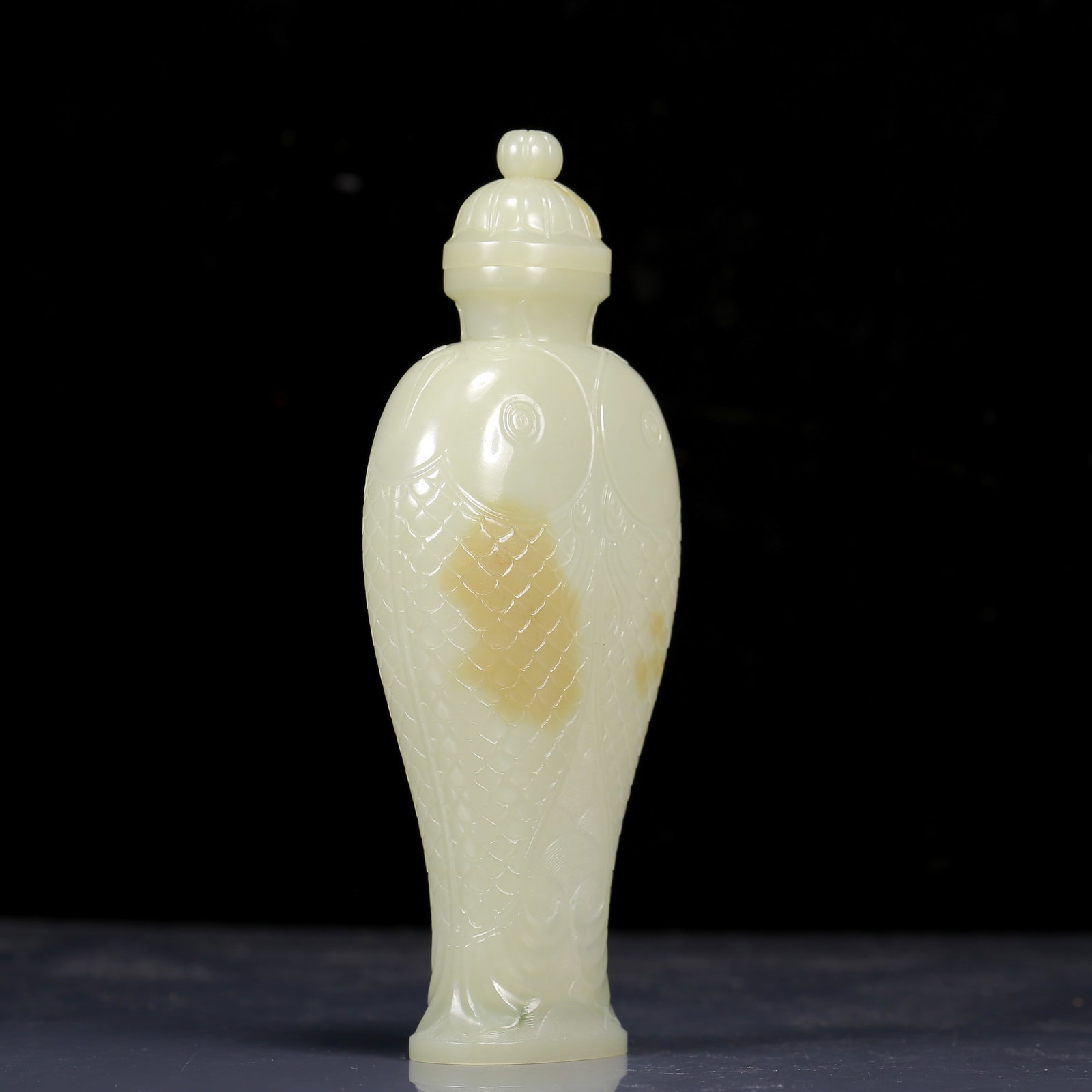 An Exquisite White Jade Fish Pattern Bottle - 6