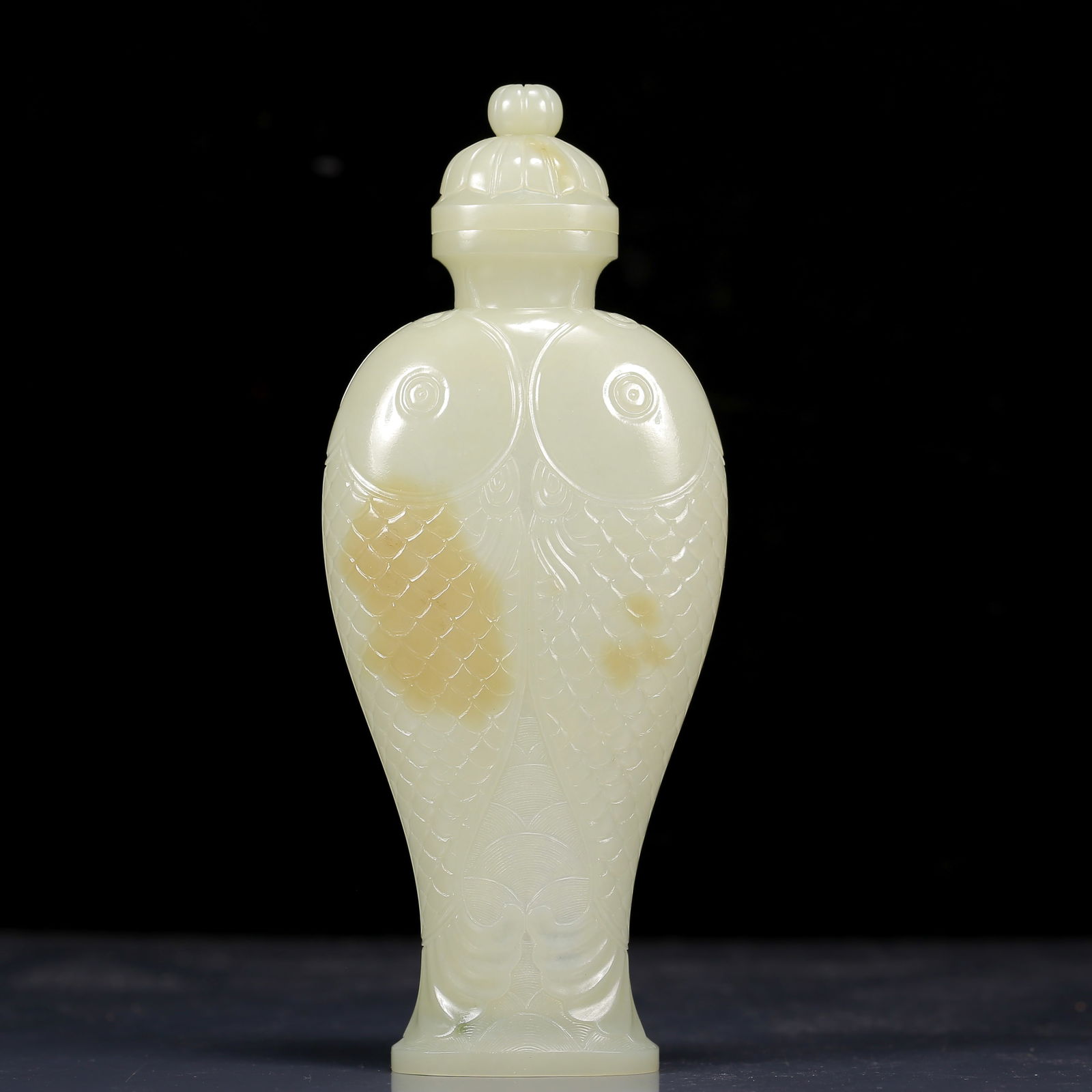 An Exquisite White Jade Fish Pattern Bottle - 7