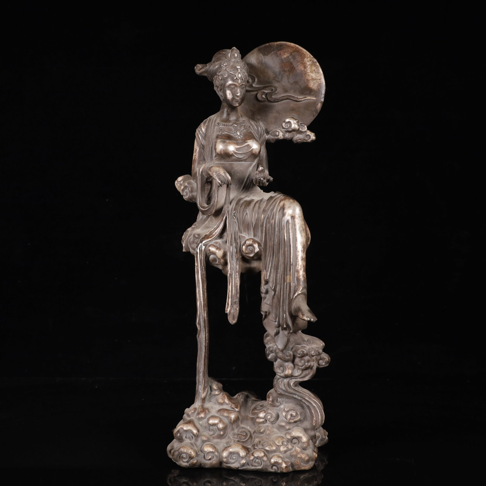 A Huge Silver Figure Ornament (1 of 14)