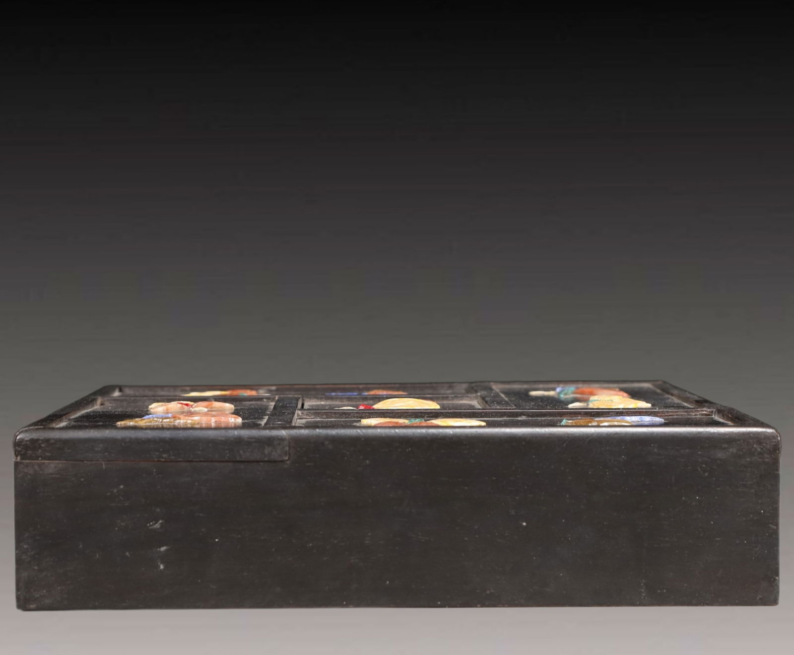 An Exquisite Eaglewood Butterfly Pattern Box - 2