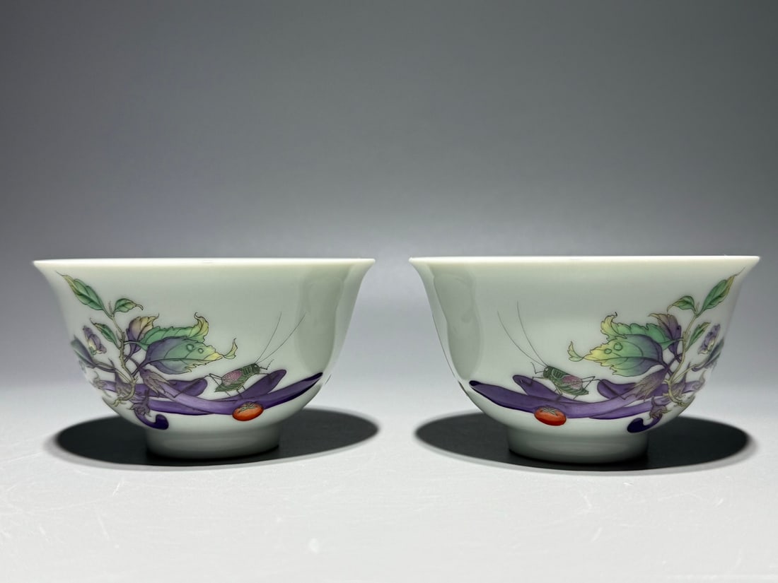A Pair of Exquisite Enamel Eggplant and Insect Pattern Cups,With Poem: A Pair of Exquisite Enamel Eggplant and Insect Pattern Cups,With Poem,Qing Dynasty,China,Yongzheng Four-character Mark,Size:2.4inx4.1in 一对珐琅彩茄子昆