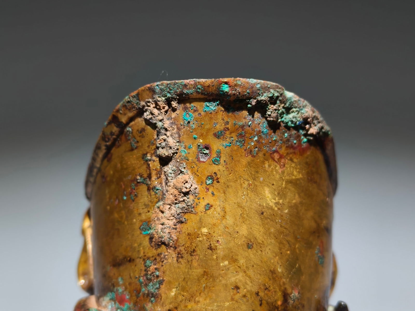 An Exquisite Gilt Bronze Beast-Face Pattern Cup - 7