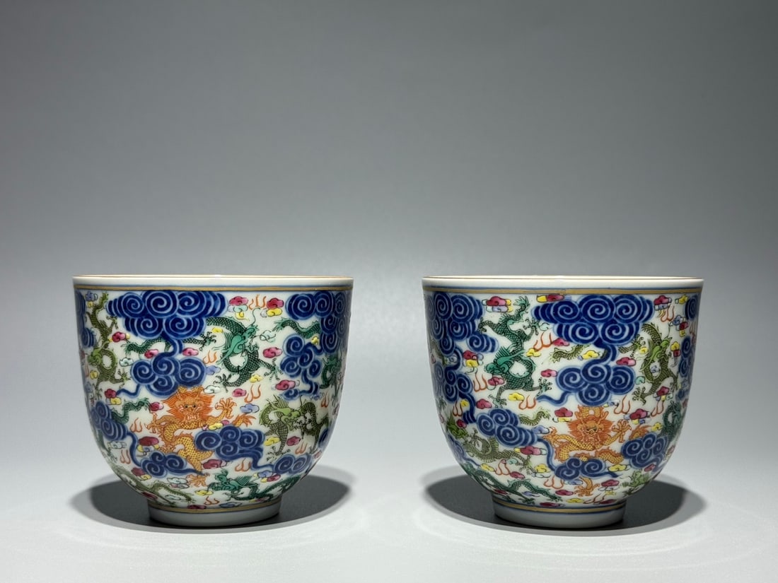 A Pair of Exquisite Blue and White Famille-Rose Painted Gold Auspicious Cloud and Dragon Pattern (1 of 9)