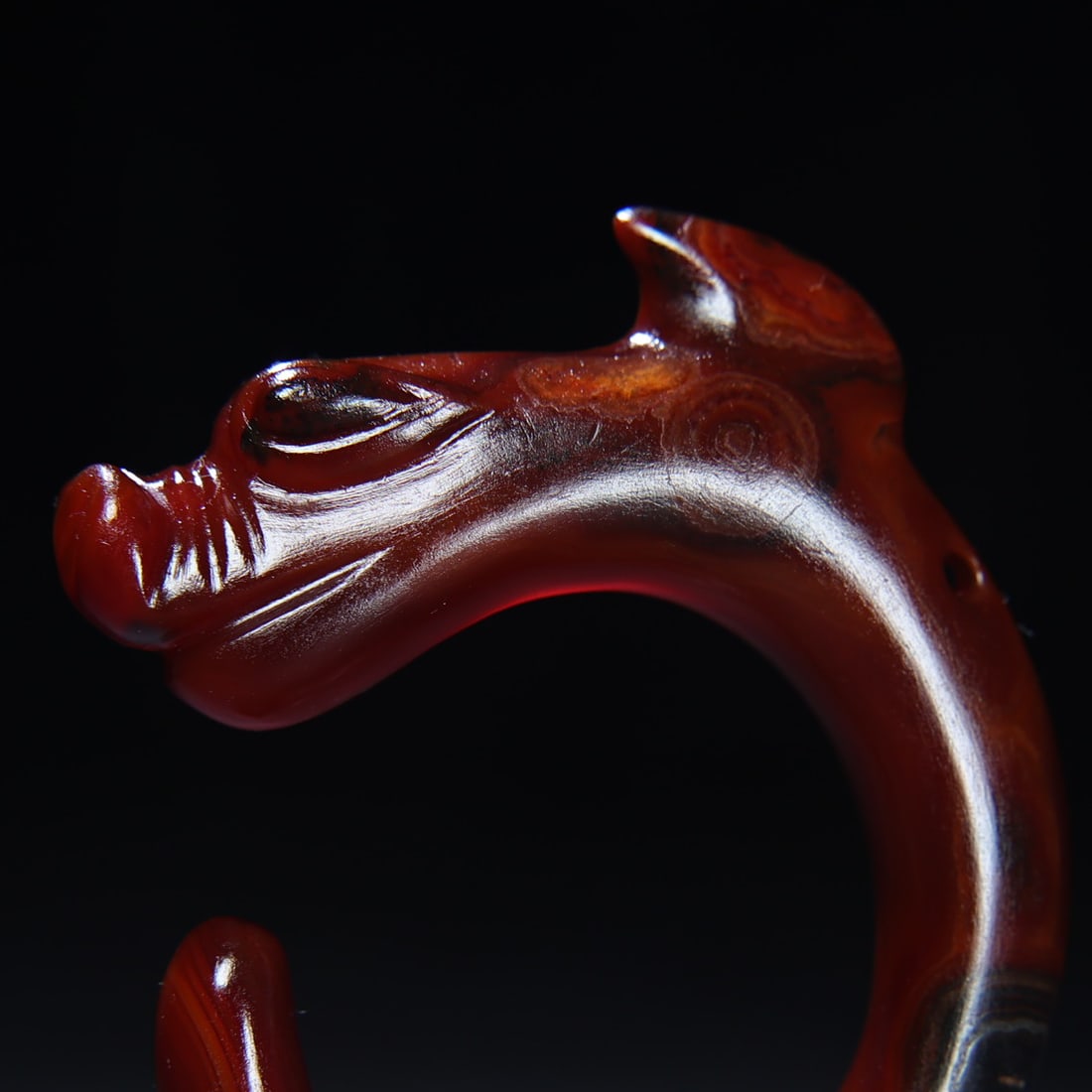 An Exquisite Agate Dragon Pendant - 2