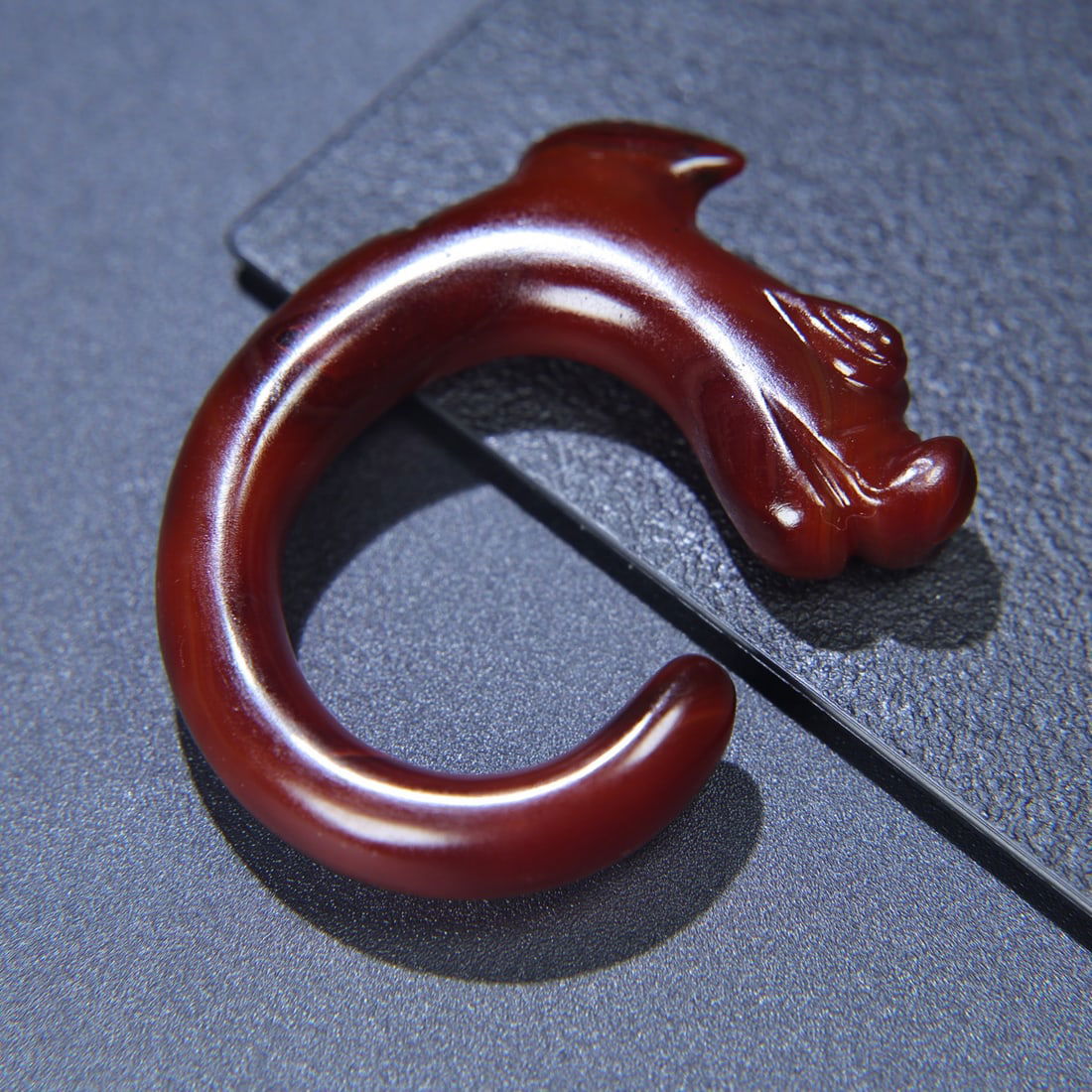 An Exquisite Agate Dragon Pendant - 8