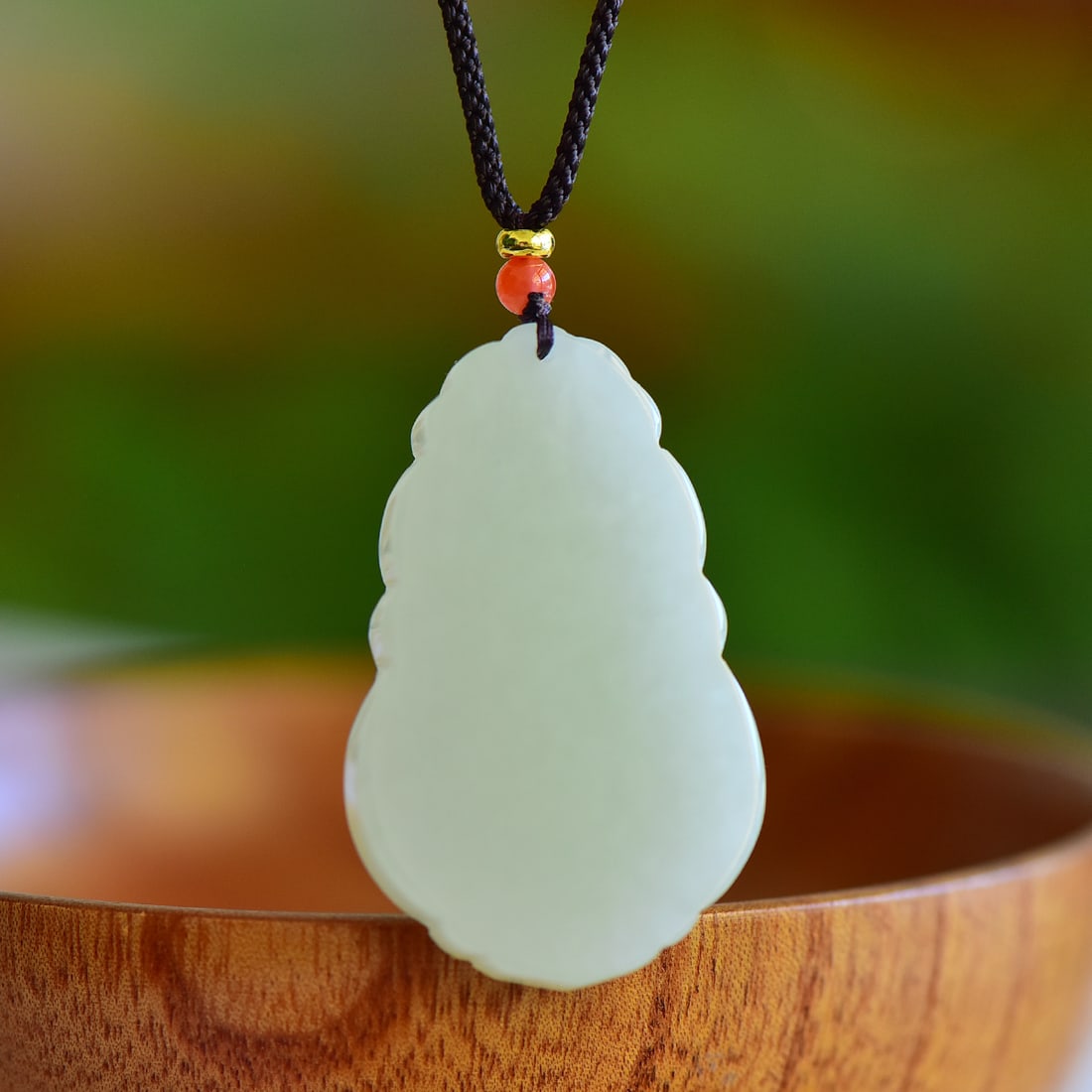 An Exquisite White Jade Dragon Pattern Pendant - 5