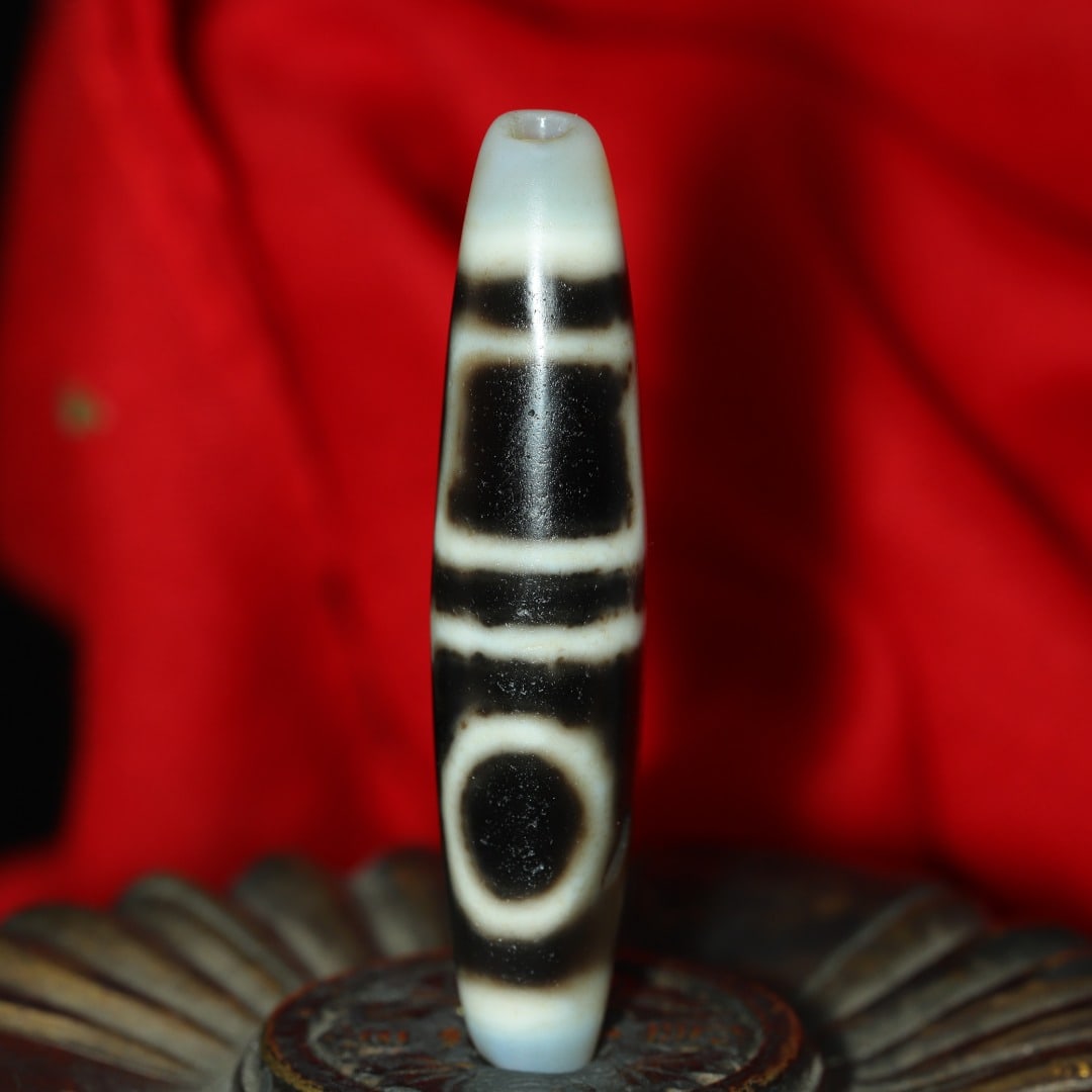 An Exquisite Dzi Bead Pendant - 2