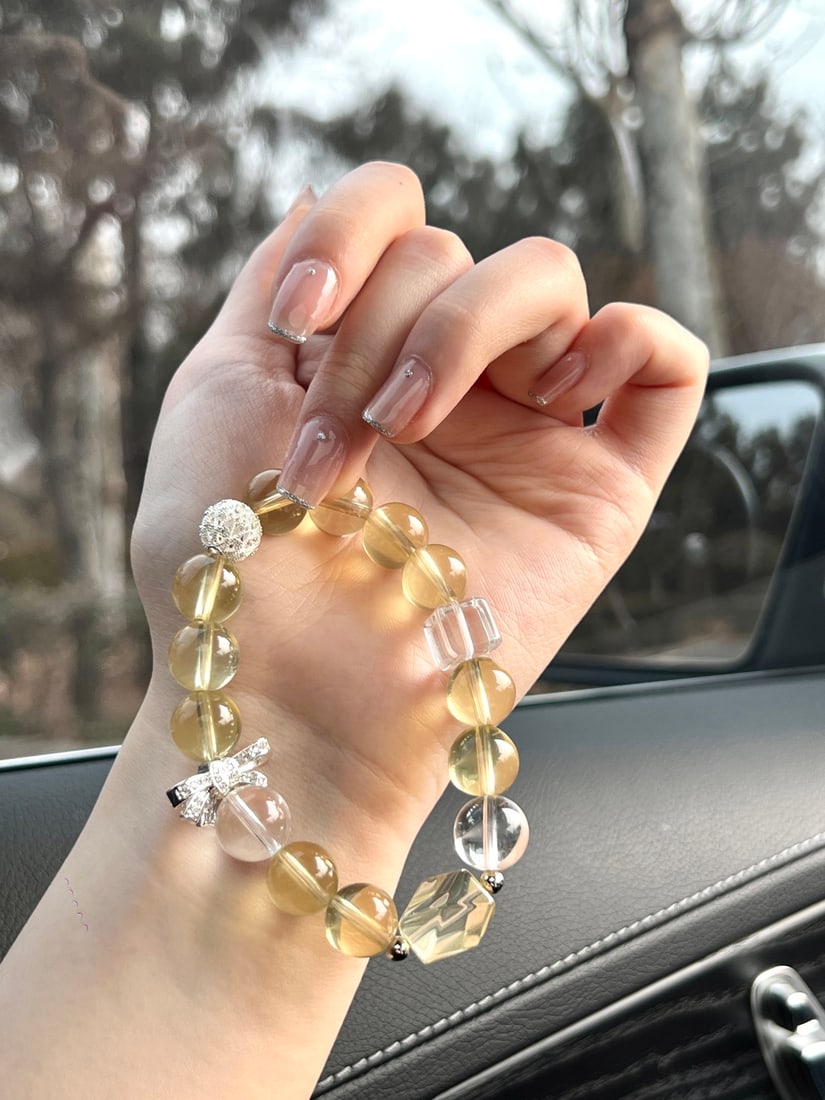 An Exquisite Crystal Bracelets - 4