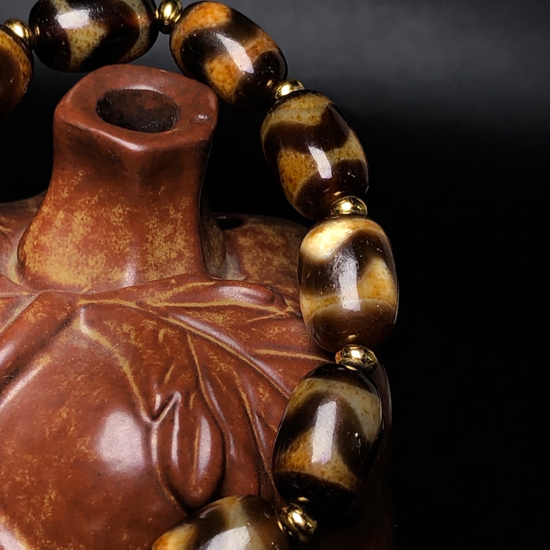 An Exquisite Dzi Bead Bracelets - 6