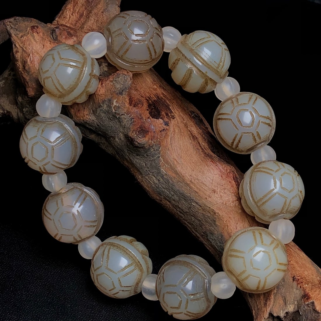 An Exquisite Agate Bracelets - 4