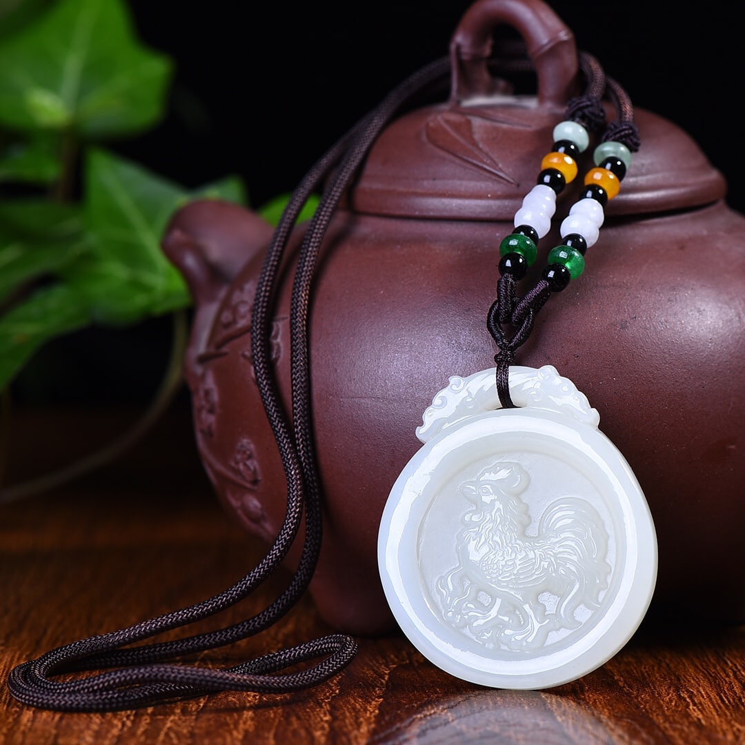 An Exquisite White Jade Rooster Pattern Pendant - 4
