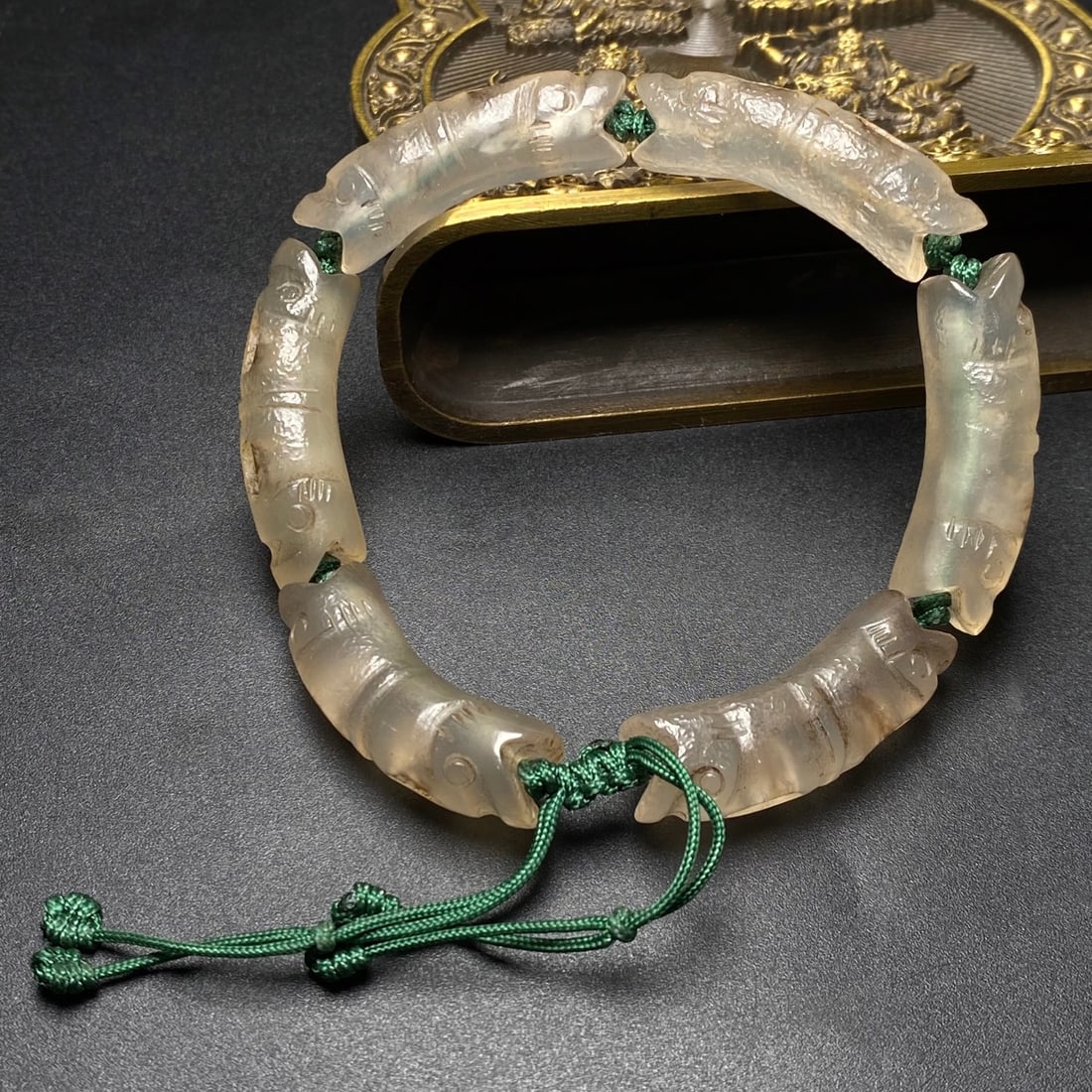 An Exquisite Agate Bracelets - 3