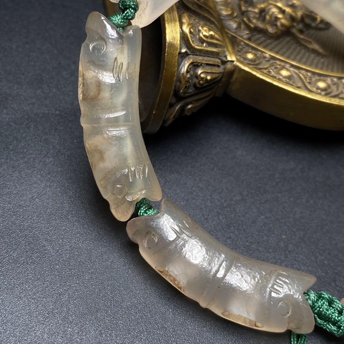 An Exquisite Agate Bracelets - 8