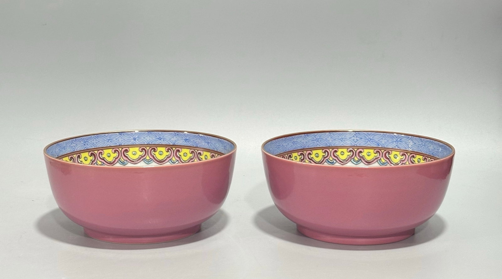 A Pair of Exquisite Famille-Rose Ruby Red-Glazed Peony Pattern Bowls (1 of 6)