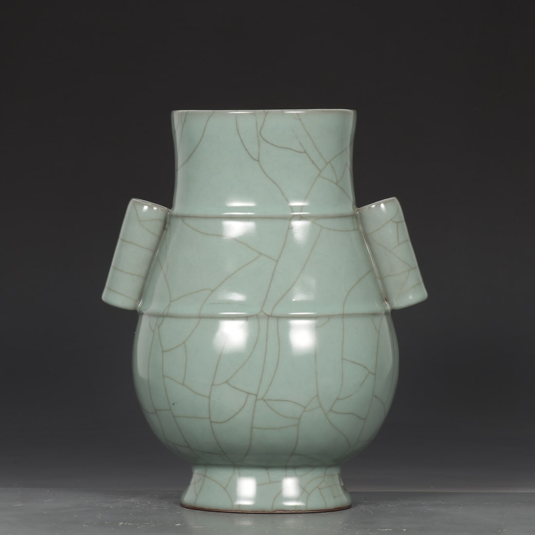 An Exquisite Guan yao Celadon Glazed Double-Ears Vase,with an Imperial Poem by Emperor Qianlong (1 of 9)