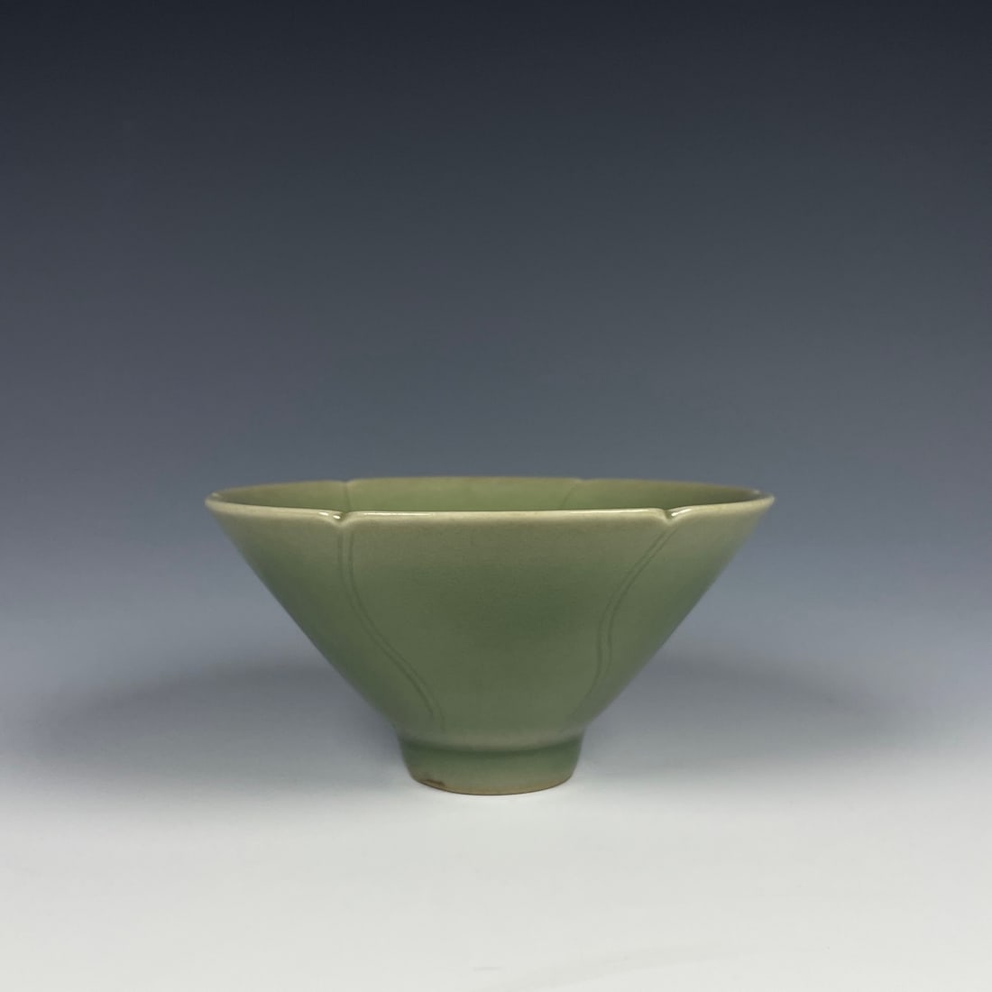 An Exquisite Longquan yao Cup (1 of 8)