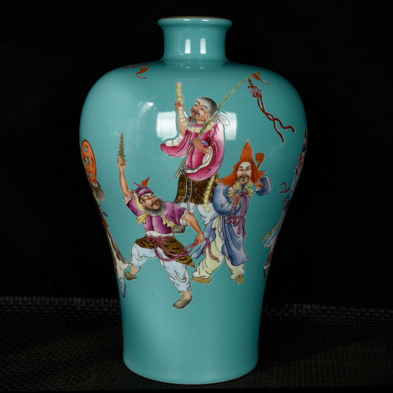 An Exquisite Green Ground Enamel Painted Gold Figure and Story Pattern Vase: An Exquisite Green Ground Enamel Painted Gold Figure and Story Pattern Vase,Qing Dynasty,China,Yongzheng Six-Character Mark,Size:10.2inx6.3in 绿地珐琅彩描金&#