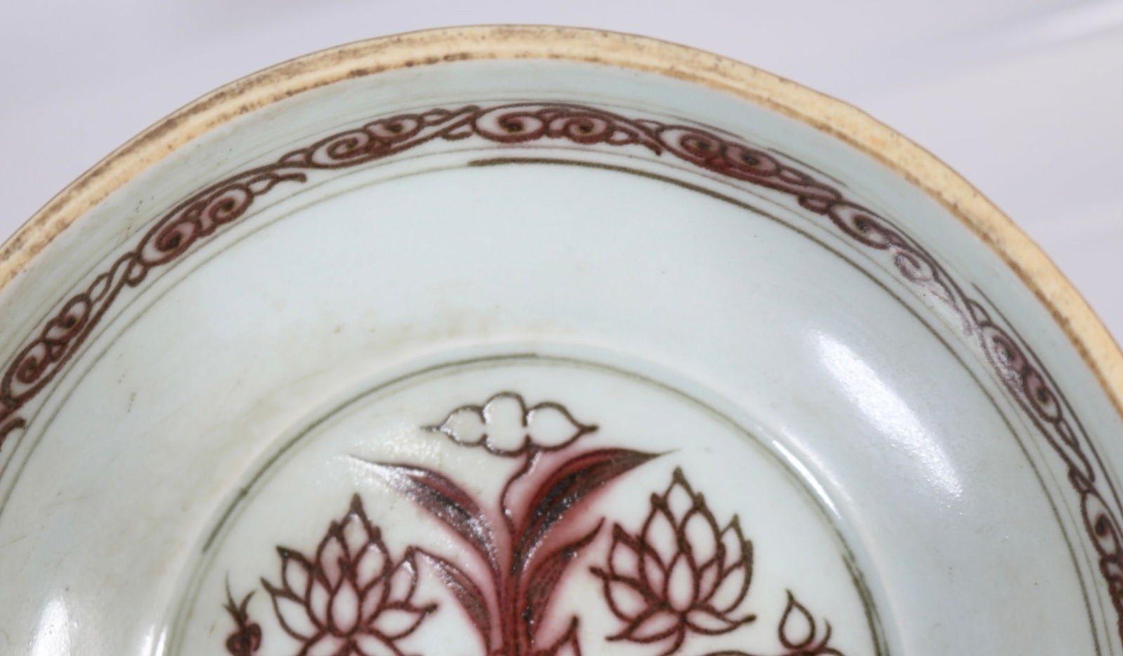 An Exquisite Underglaze-Red Flower Pattern Ornament - 4