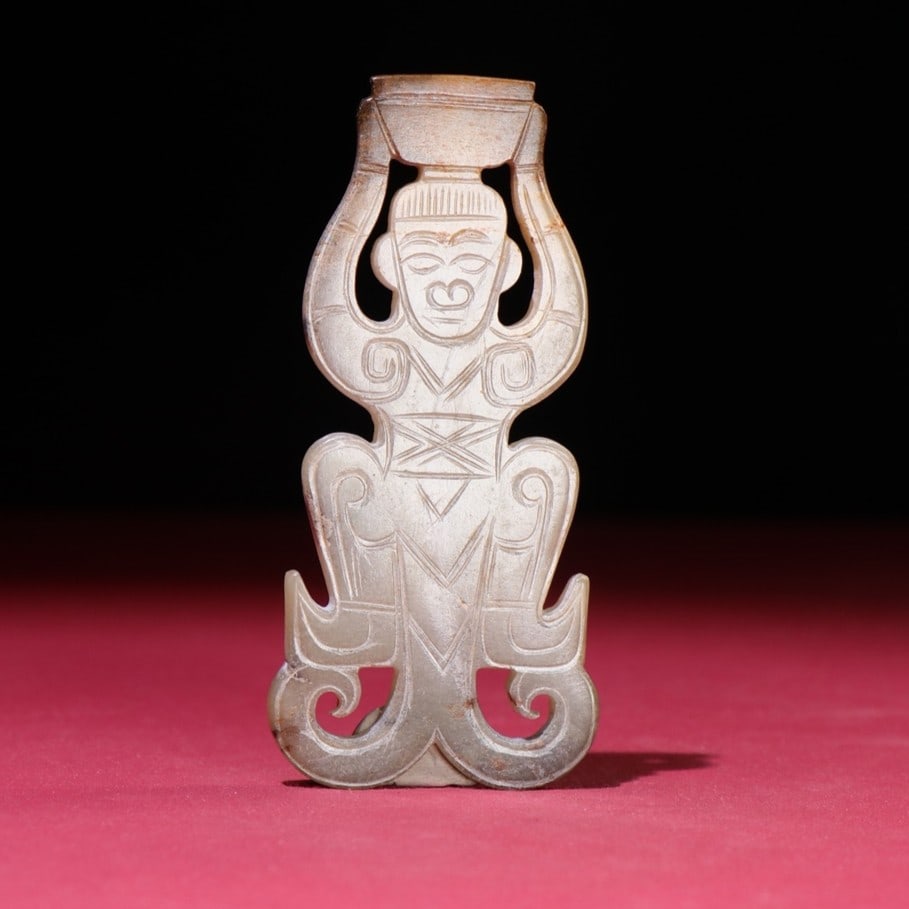 An Exquisite White Jade Figure Ornament: An Exquisite White Jade Figure Ornament,Qing Dynasty,China,Size:3.8inx1.5inx0.2in,Weight:35g 白玉人物摆件,中国清代