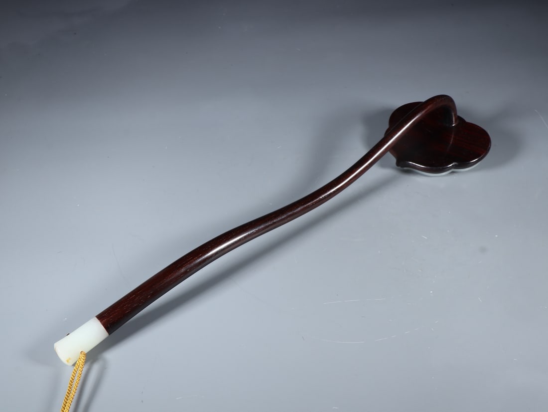 An Exquisite White Jade Phoenix Pattern Ruyi - 7