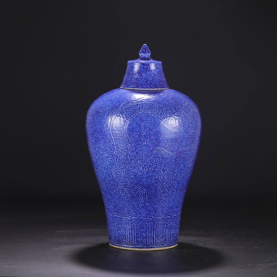 A Huge Blue Glazed Auspicious Cloud and Dragon Pattern Bottle - 7