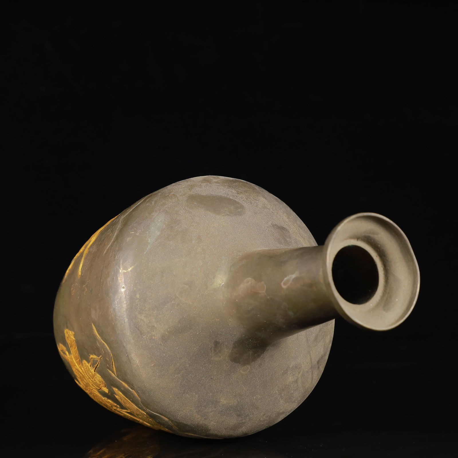 An Exquisite Gilt Silver Figure Pattern Vase - 10