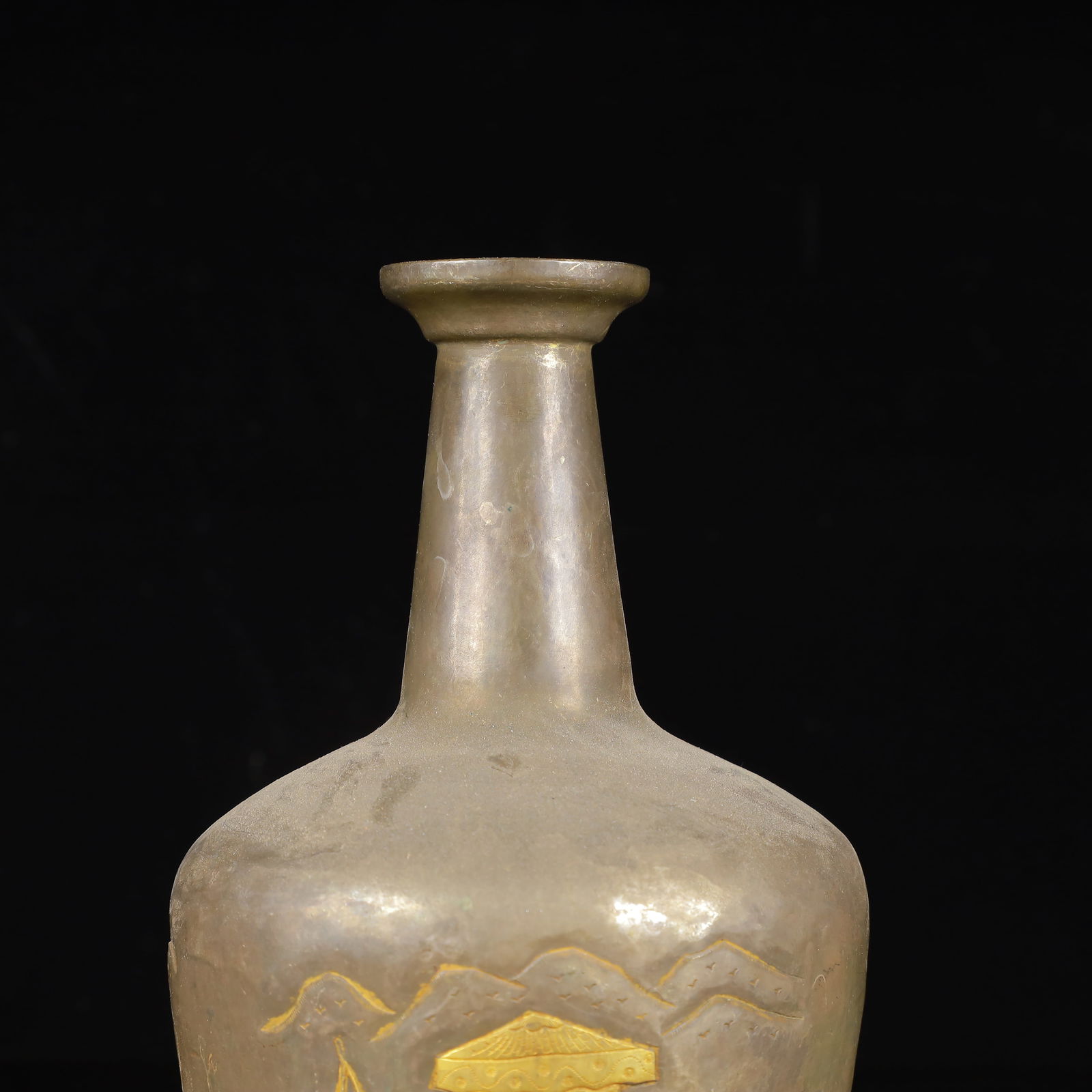 An Exquisite Gilt Silver Figure Pattern Vase - 2