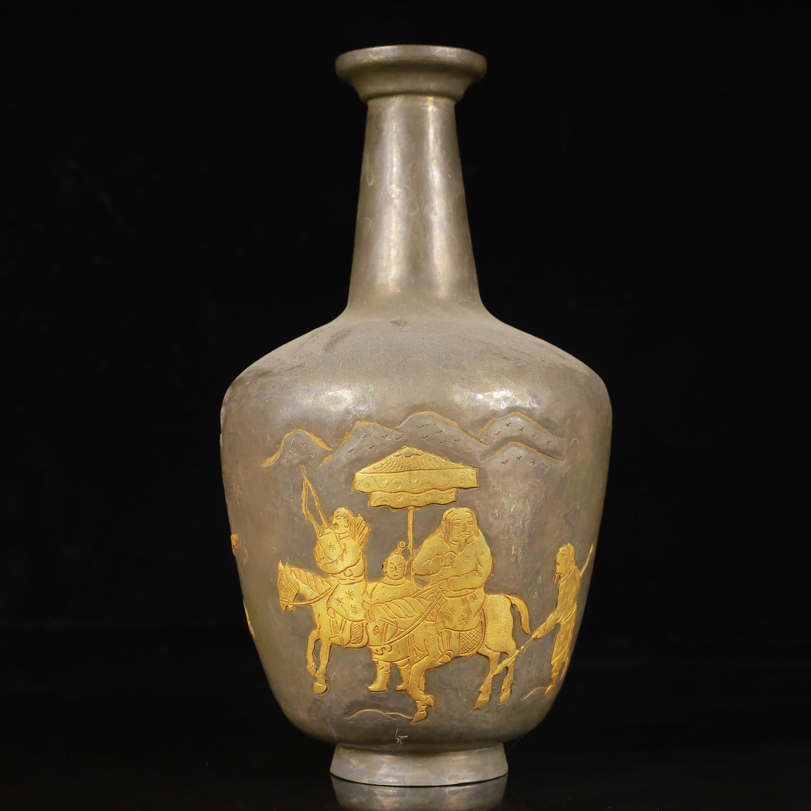 An Exquisite Gilt Silver Figure Pattern Vase - 8
